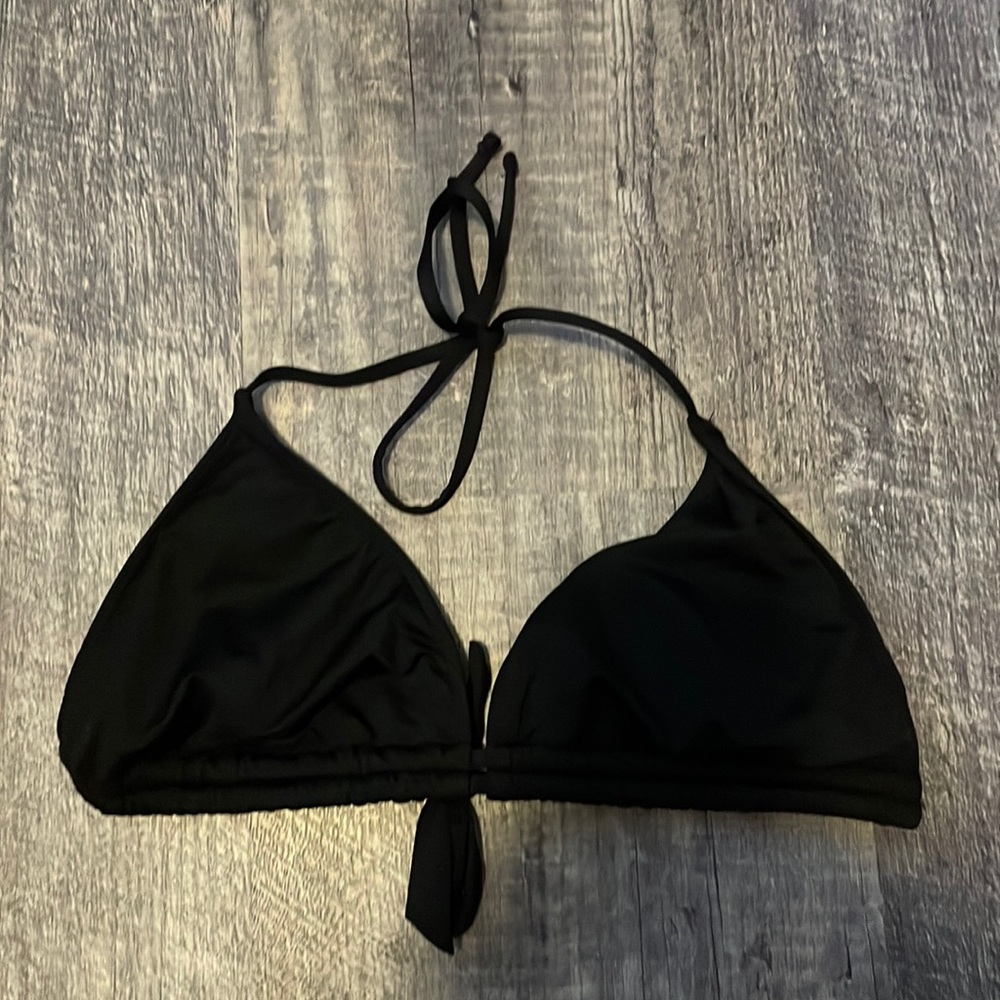 Black bikini top